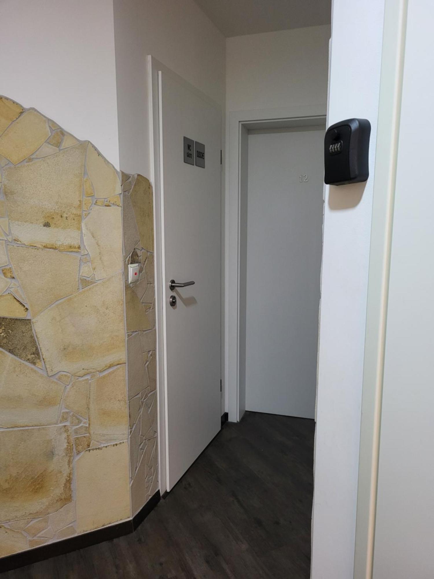 Seelze-Letter Monteurzimmer / Apartment / Messezimmer ห้อง รูปภาพ