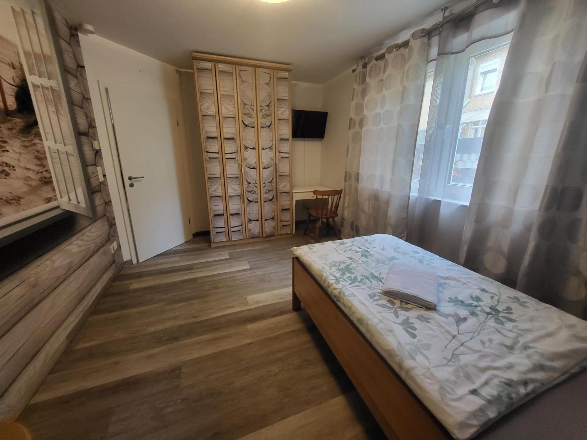 Seelze-Letter Monteurzimmer / Apartment / Messezimmer ภายนอก รูปภาพ