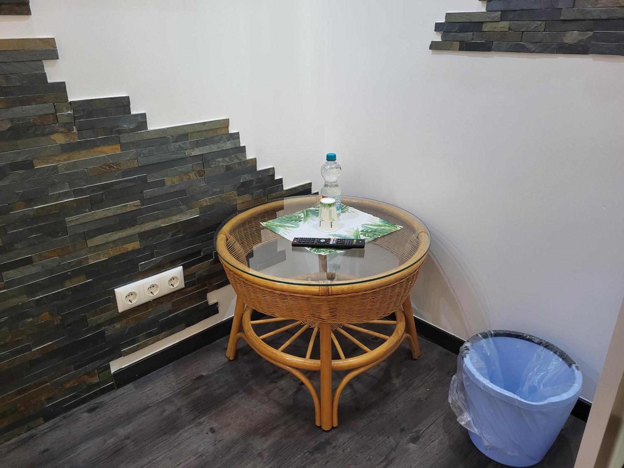 Seelze-Letter Monteurzimmer / Apartment / Messezimmer ห้อง รูปภาพ