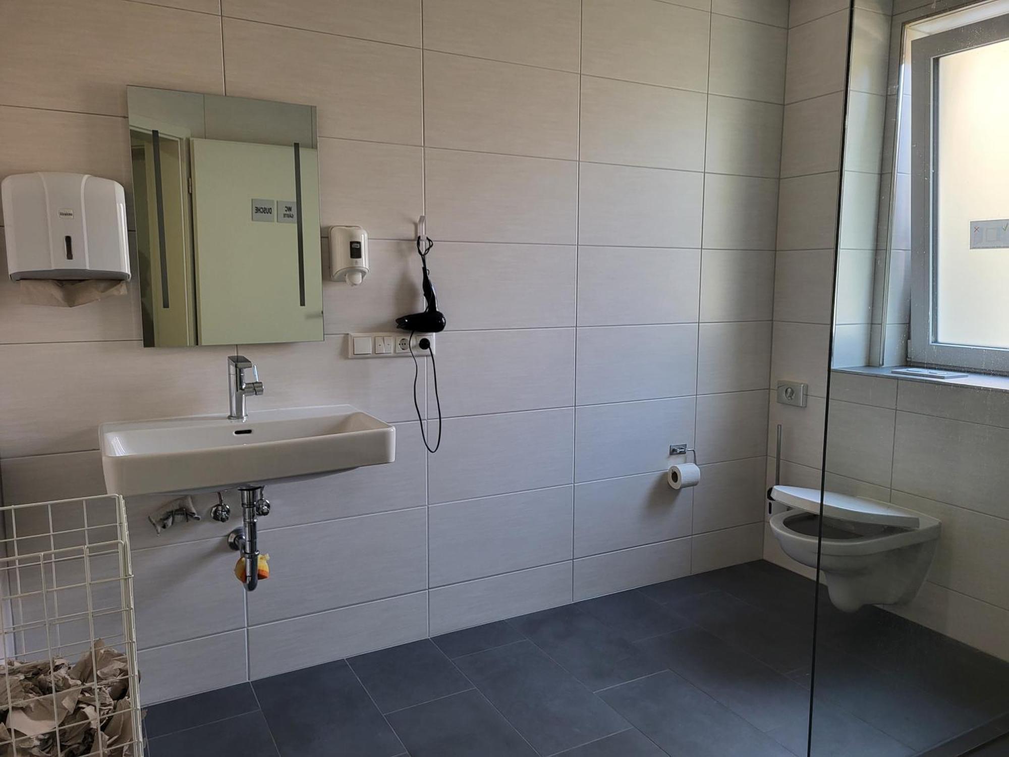 Seelze-Letter Monteurzimmer / Apartment / Messezimmer ภายนอก รูปภาพ